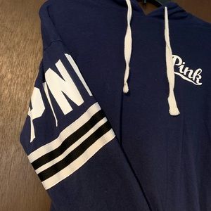 Long sleeved hoodie